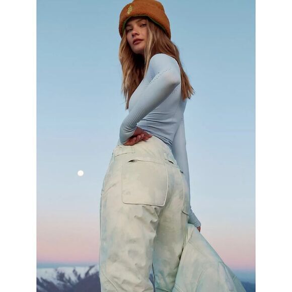 New! Free People FP Movement Bunny Slope printed Ski Snow Pants, size L - Picture 2 of 16